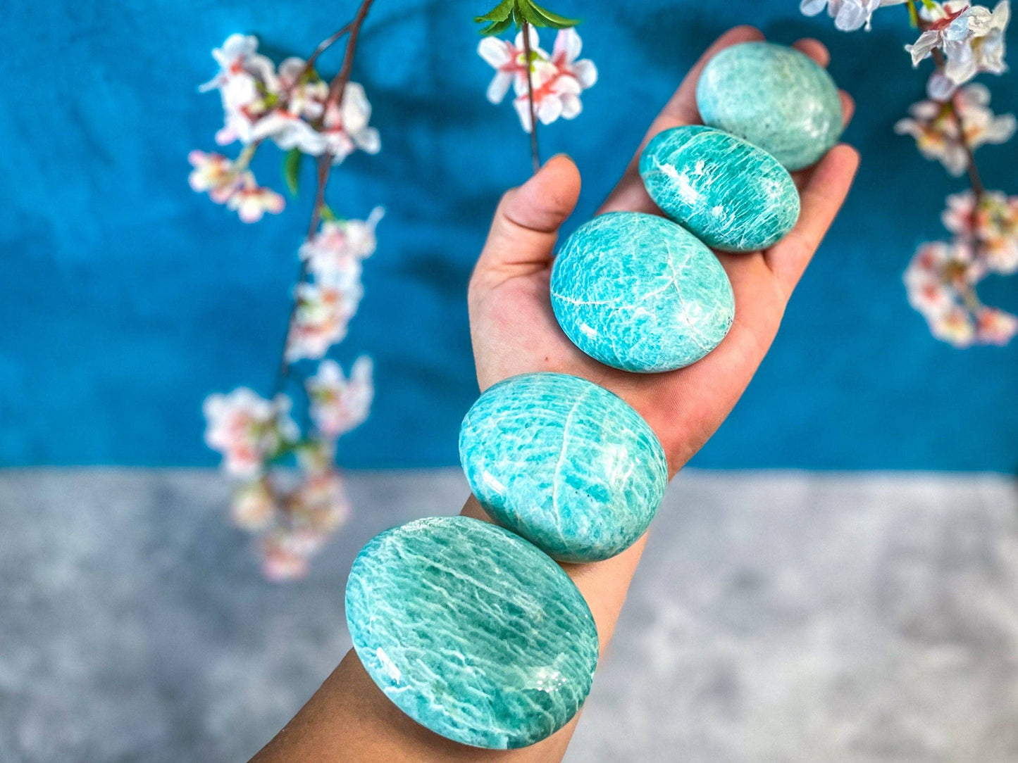 Amazonite palm stone