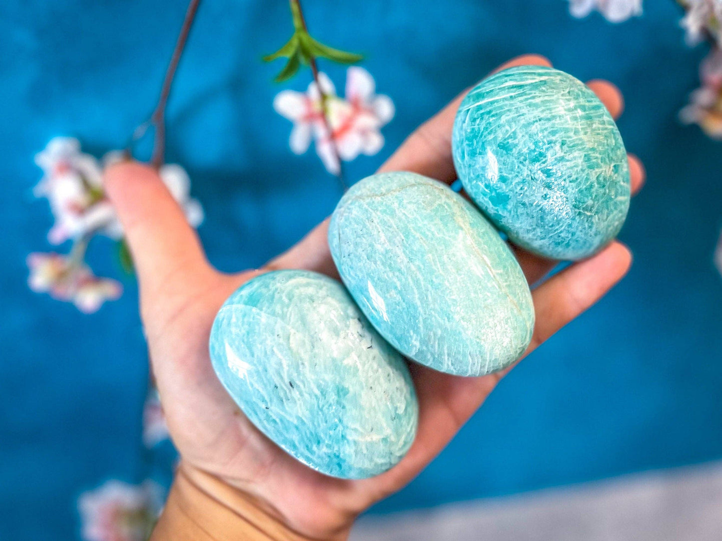 Amazonite palm stone